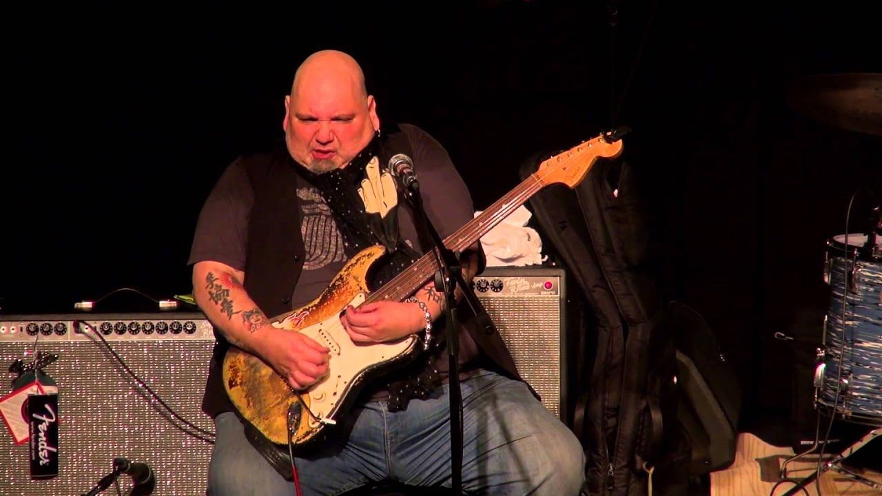Queen C. reccomend Popa chubby dvd