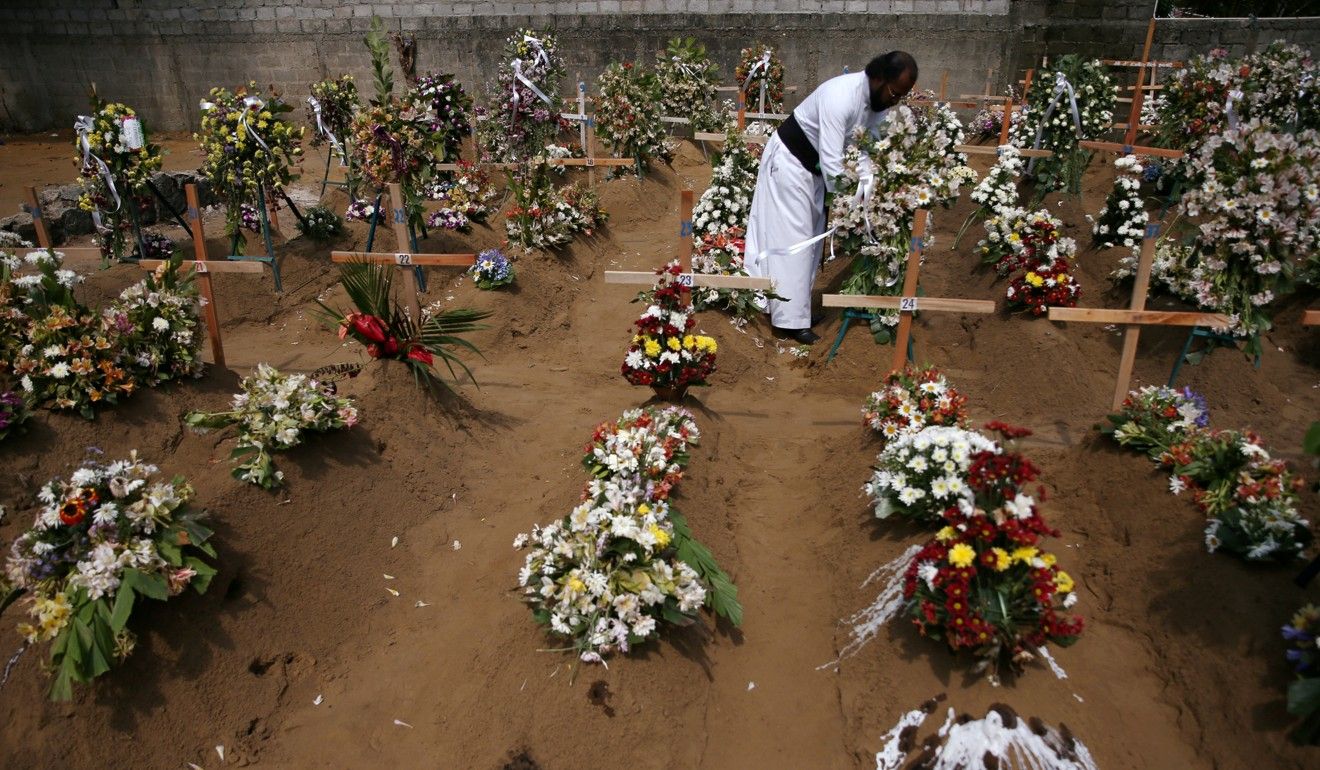 Bad M. F. reccomend Funeral flower arrangements for grandmother