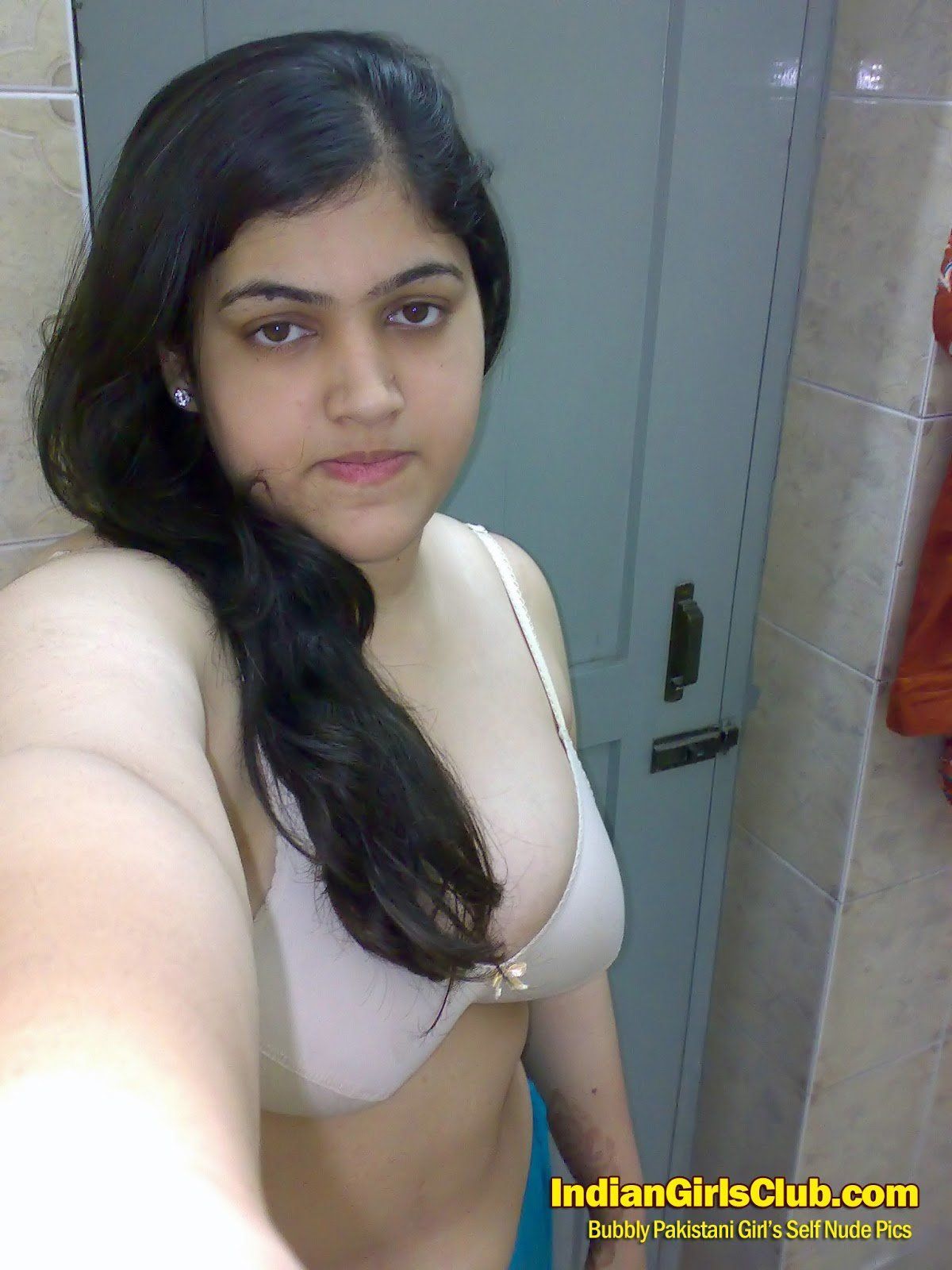 Indian girl nude teen age on beech