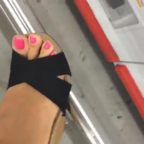 Sexy feet wedges