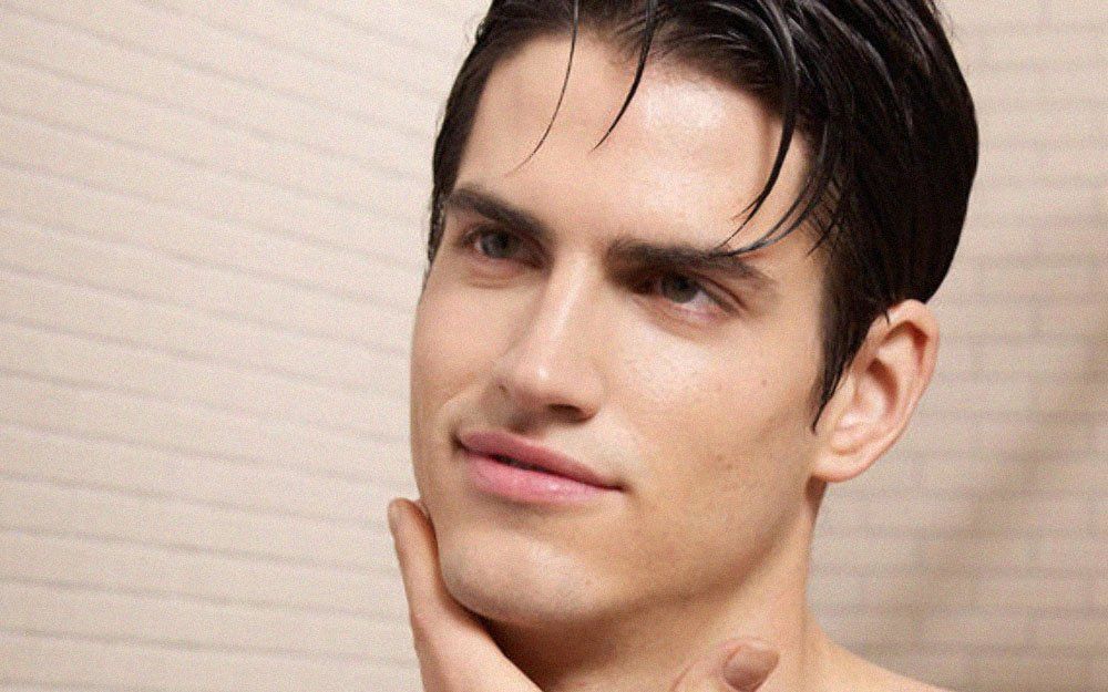 Coo C. reccomend Women facial hair ok to shave