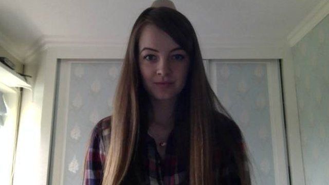 Electric B. recommendet girl webcam young