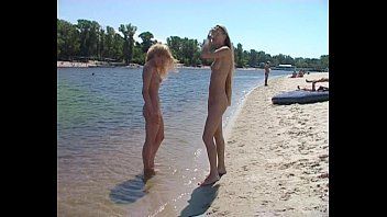 best of Naked beach daughter bikini friend teen bottomless