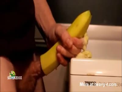 Saint reccomend masturbation banane