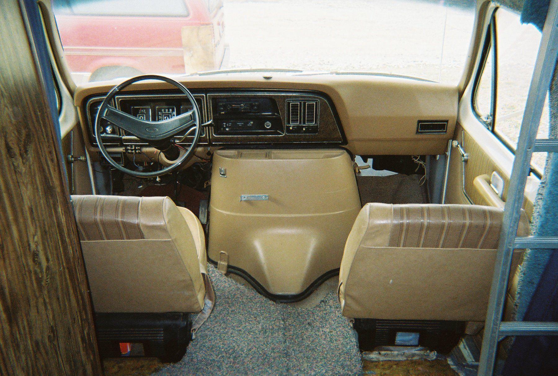 1976 ford swinger