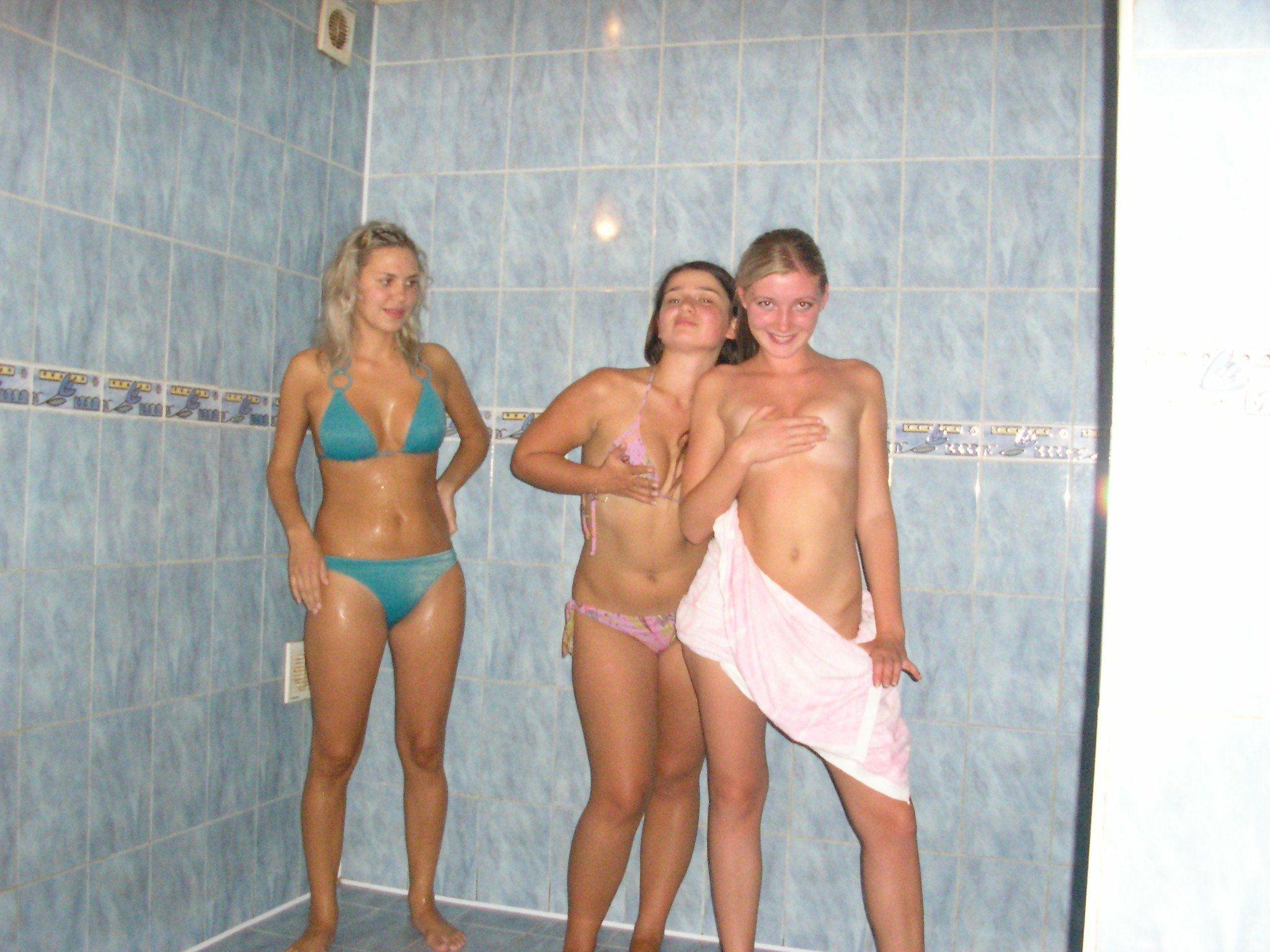 Goobers reccomend Girls nude shower party