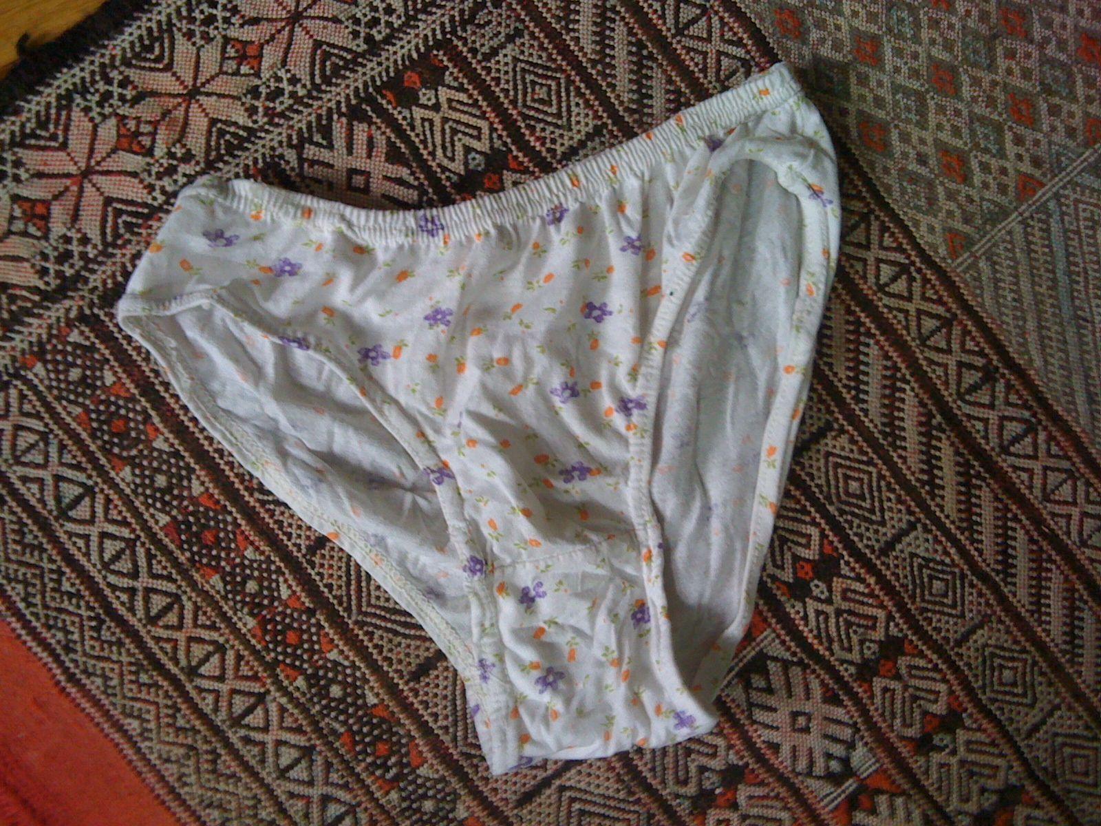 Dollface reccomend Asian pantie used