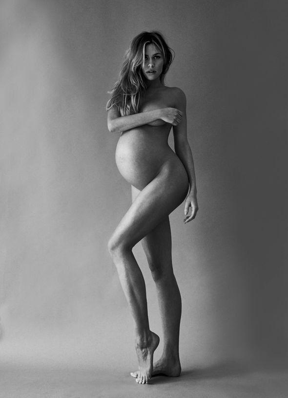 Celebrities naked and pregnant
