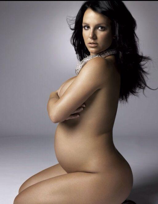 Celebrities naked and pregnant  photo