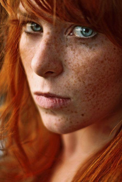 Cute teen redhead with freckles-nude gallery