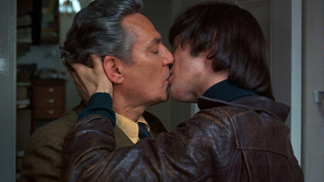 Mature gay kissing