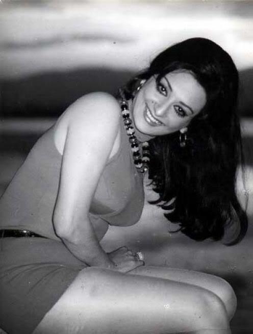 Sharmila tagore boob